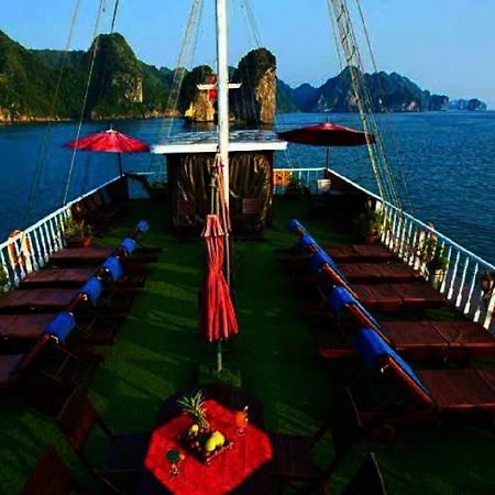 فندق Royal Cruise Halong Bay ها لونغ المظهر الخارجي الصورة
