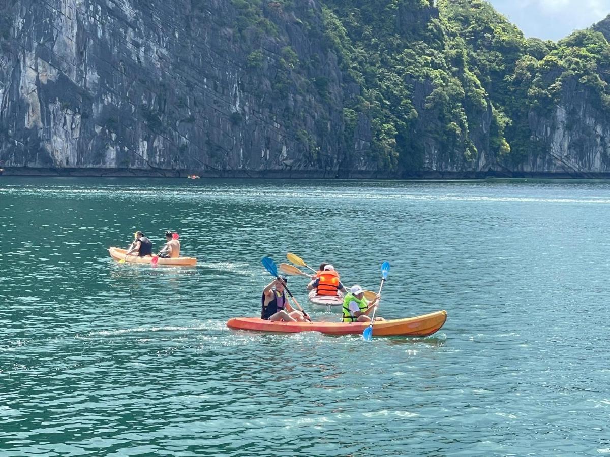 فندق Royal Cruise Halong Bay ها لونغ المظهر الخارجي الصورة