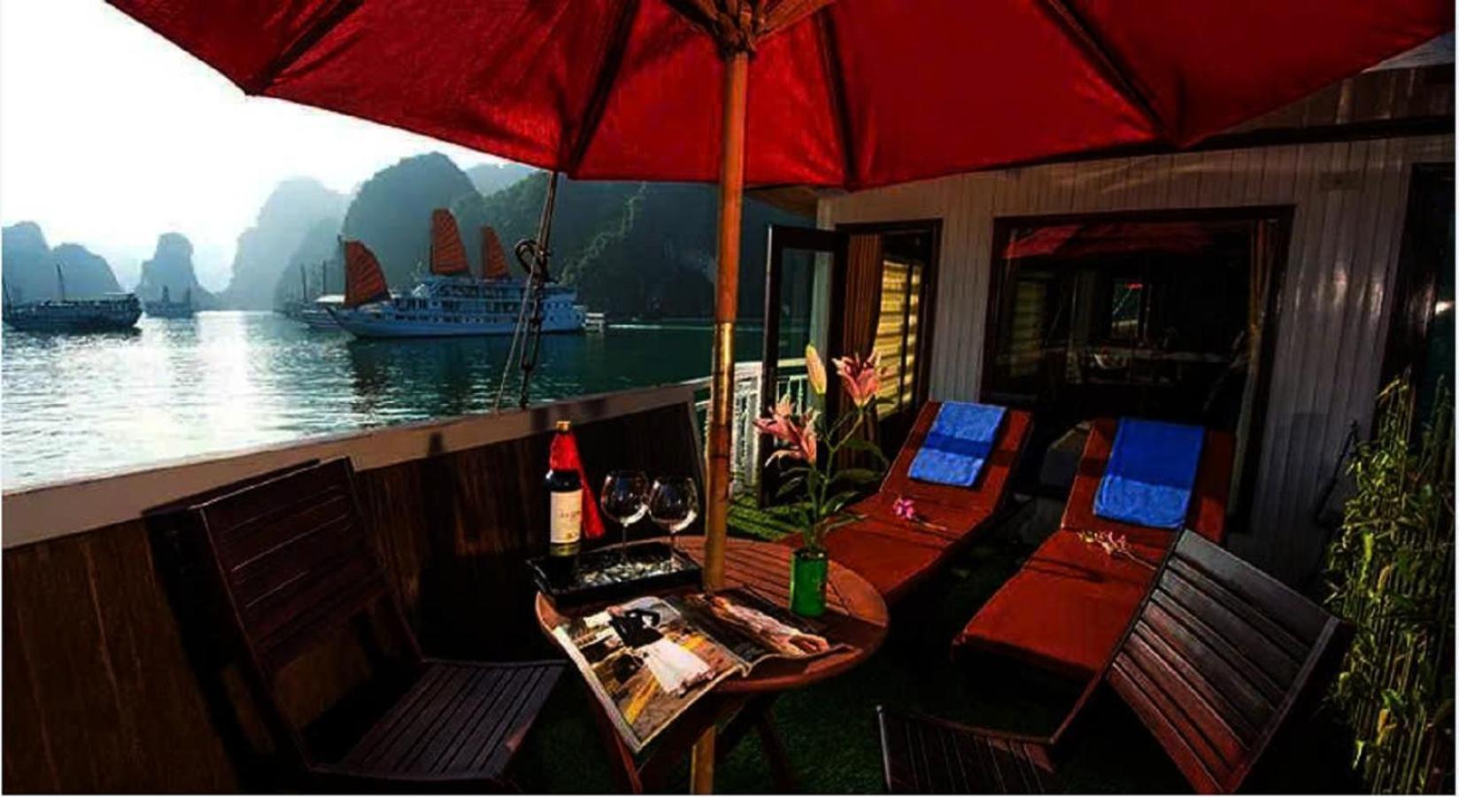 فندق Royal Cruise Halong Bay ها لونغ المظهر الخارجي الصورة